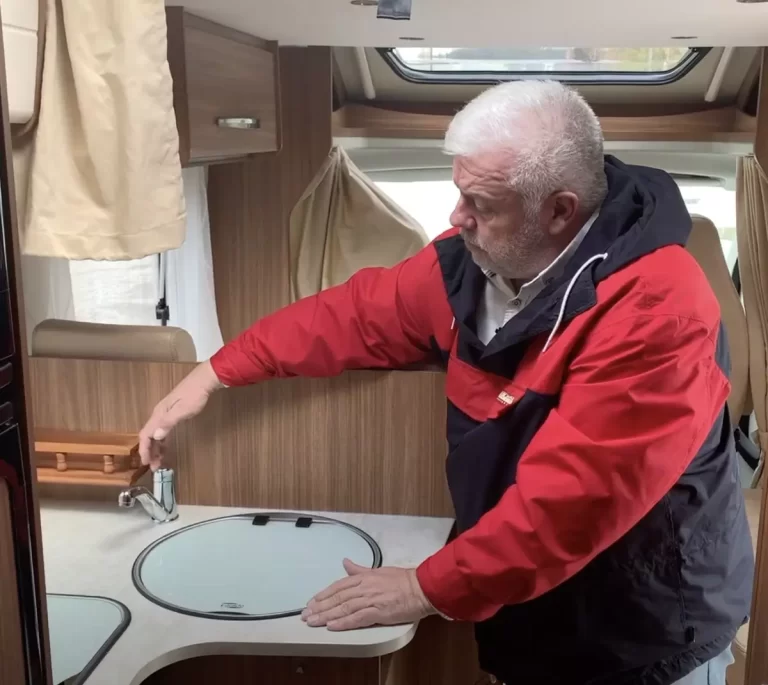 Vinterklargjøring av bobil for vinterlagring