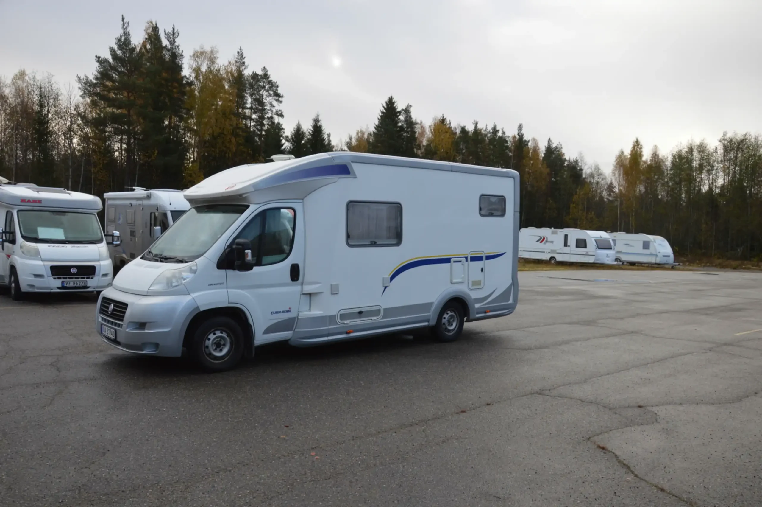 
								Eura Mobil Terrestra 660 HB full									