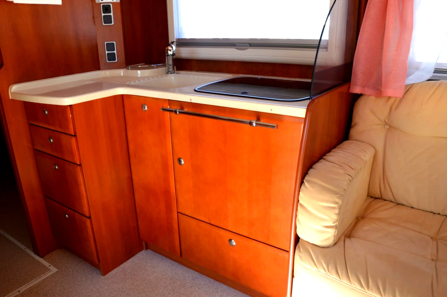 
								Concorde Carisma I790H full									